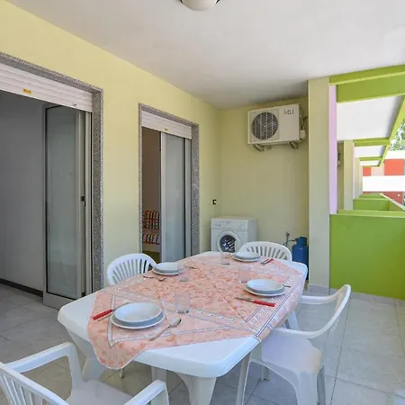 Apartamento Awesome In With Wifi